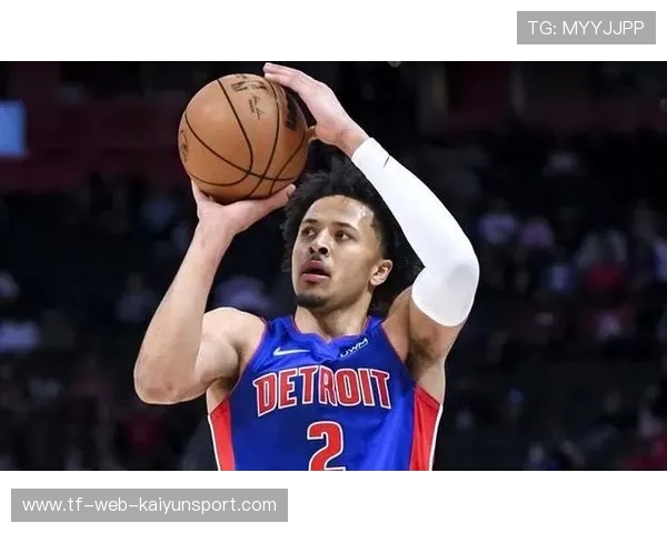 坎宁安复制“科比式”夜狂飙：46分三双还带5断太夸张